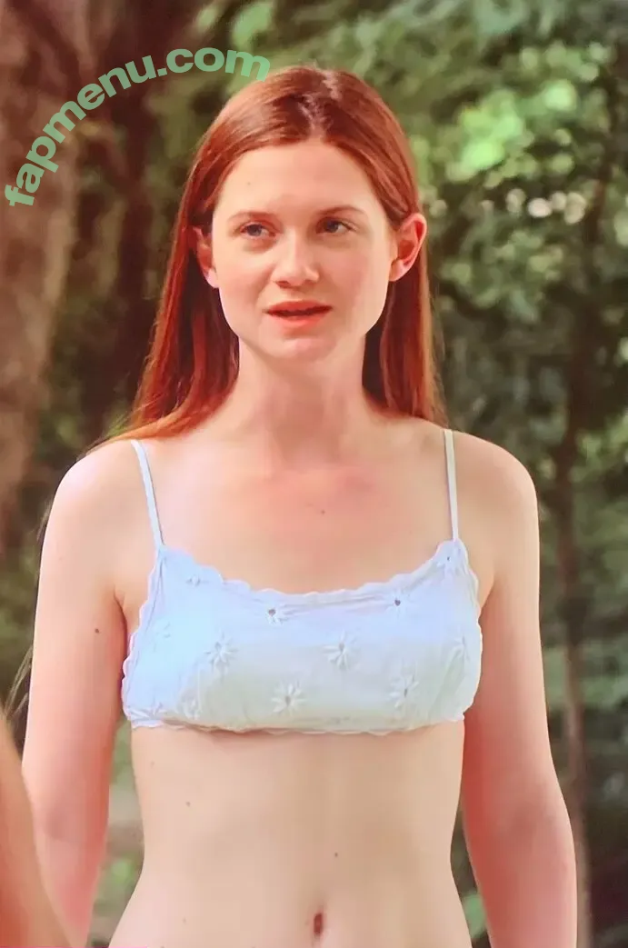 Bonnie Wright nude photo #0090 (thisisbwright)