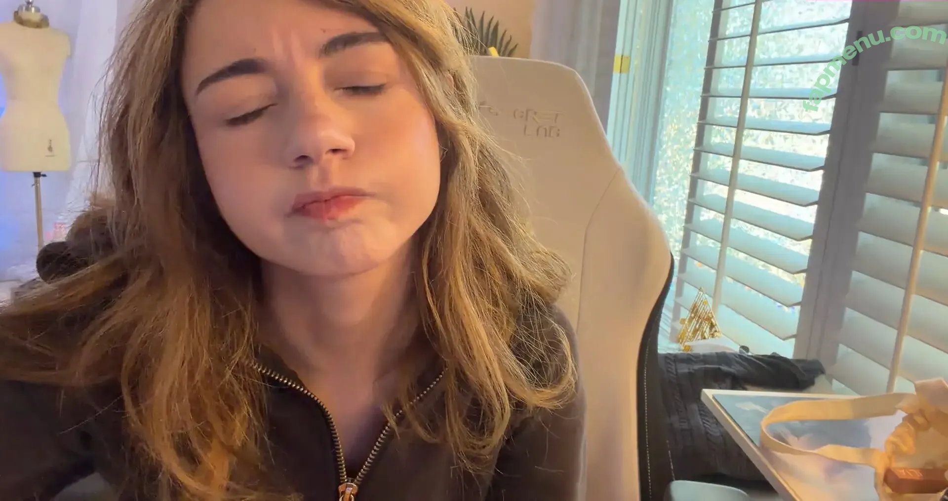 Bonnierabbit nude photo #0155 (bonniera88it / bonniewords)