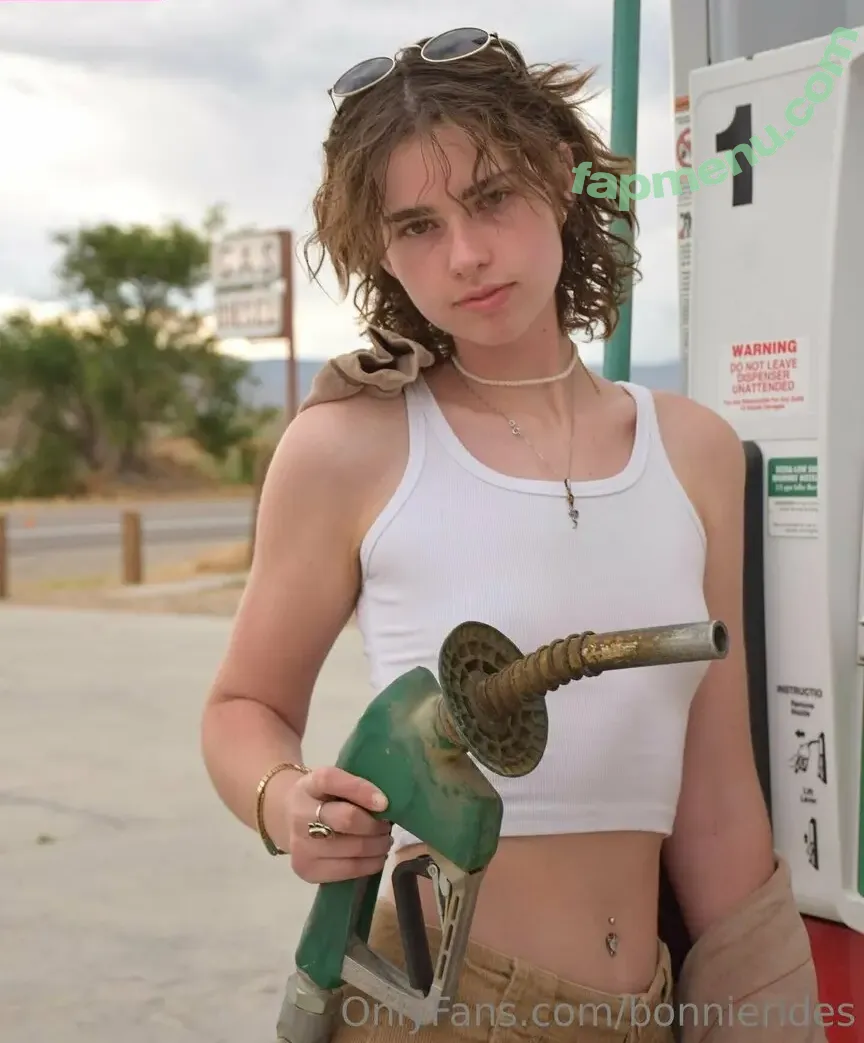 bonnierides nude photo #0126 (bonnieandrideclub)