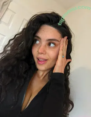 Bonniexo98 / bonniedontcare nude photo #0051