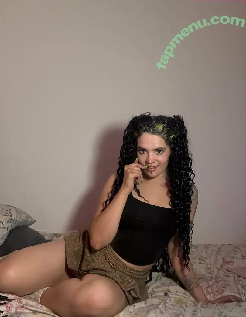 Bonniexo98 nude photo #0048 (bonniedontcare)