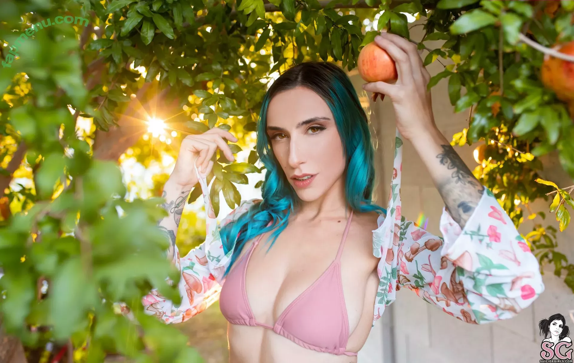 Boobasg nude photo #0027 (Boobasuicide / bananaland)