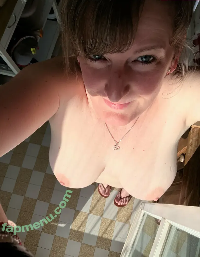 boobsgwendy nude photo #0198 (boobsgwendy)
