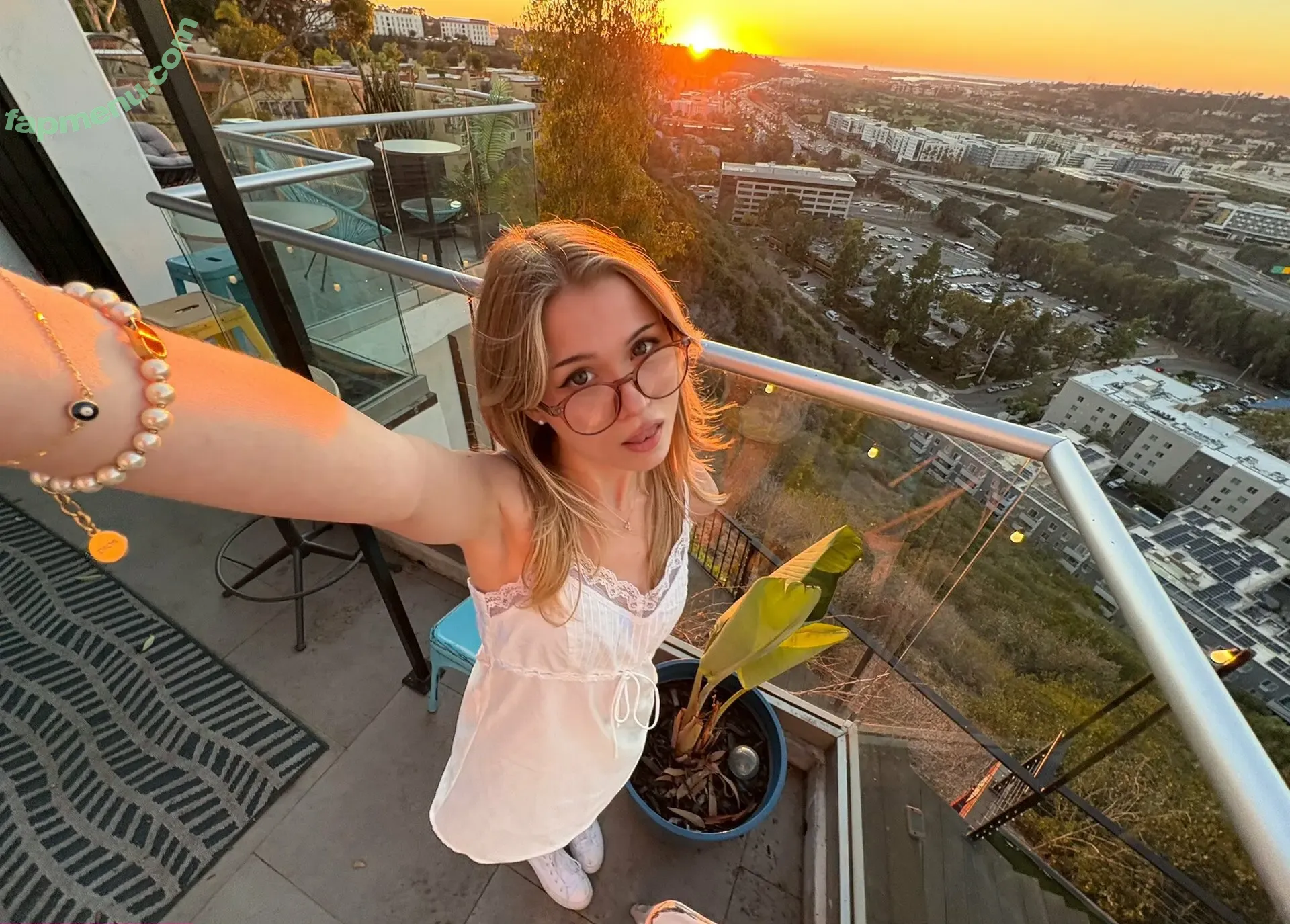 booleahhh nude photo #0105 (lilblondieboo)