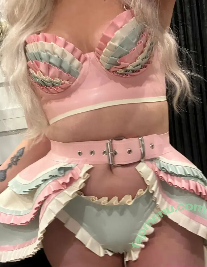 boomitsnymph nude photo #0032 (boomitsmaia / buttercupbrunette_)