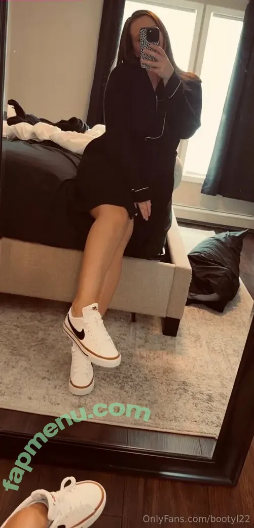 bootyl22 nude photo #0117 (bootyl22)