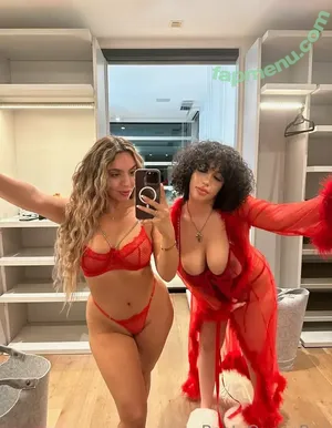 bootyqueenbae / araqueenbae nude photo #0022