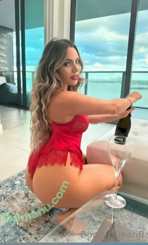 bootyqueenbae / araqueenbae nude photo #0024