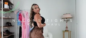 bootyqueenbae / araqueenbae nude photo #0050