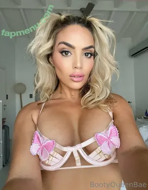bootyqueenbae / araqueenbae nude photo #0184