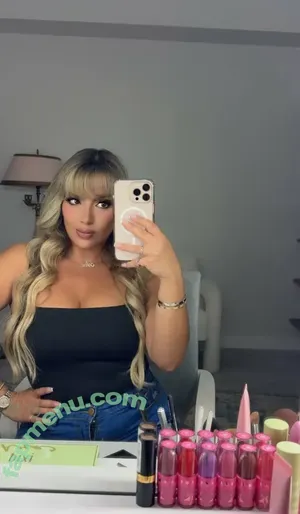 bootyqueenbae / araqueenbae nude photo #0405