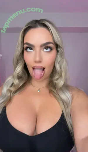 bootyqueenbae / araqueenbae nude photo #0419