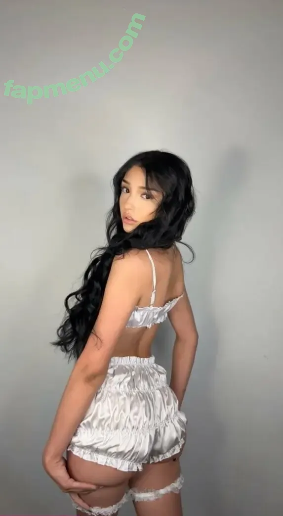 bootyqueenbae nude photo #0062 (araqueenbae)