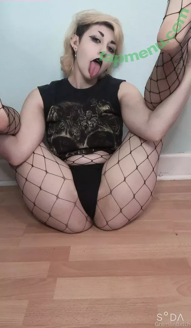 boozygremlin nude photo #0016 (boozy.gremlin)