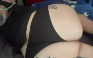 BoozyGremlinx / boozy.gremlin nude photo #0117