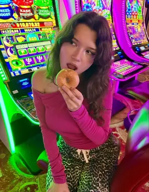 borntopiss / Letty / lettyknowsbest / nicetogirls nude photo #0013