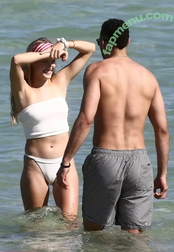 Bouchard nude photo #0004 (Bouchard)