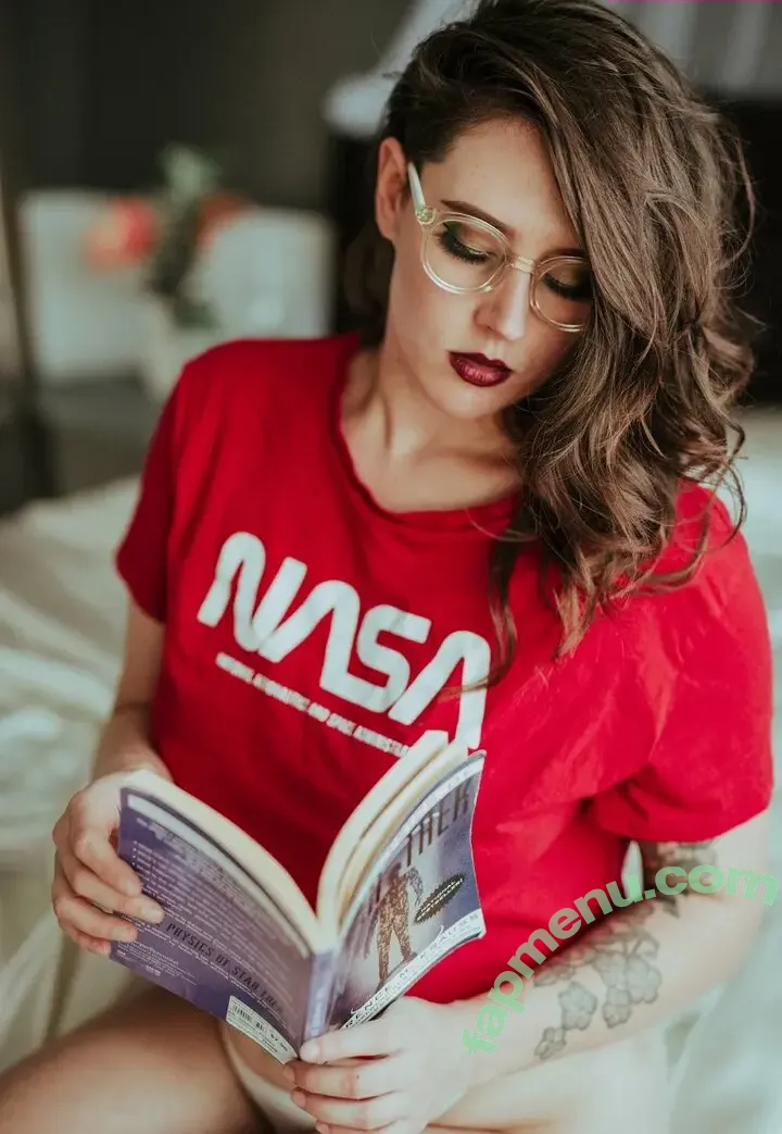 Boudoir nude photo #0390 (Boudoir)