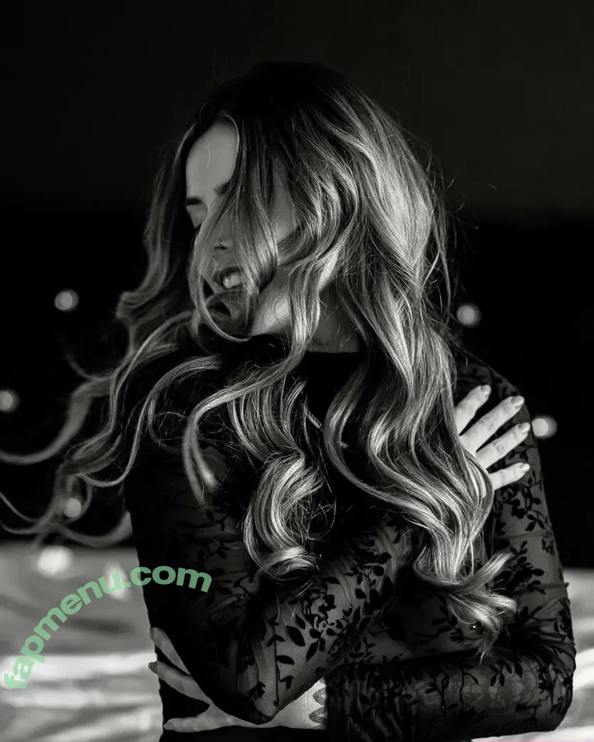 Boudoir nude photo #0536 (Boudoir)