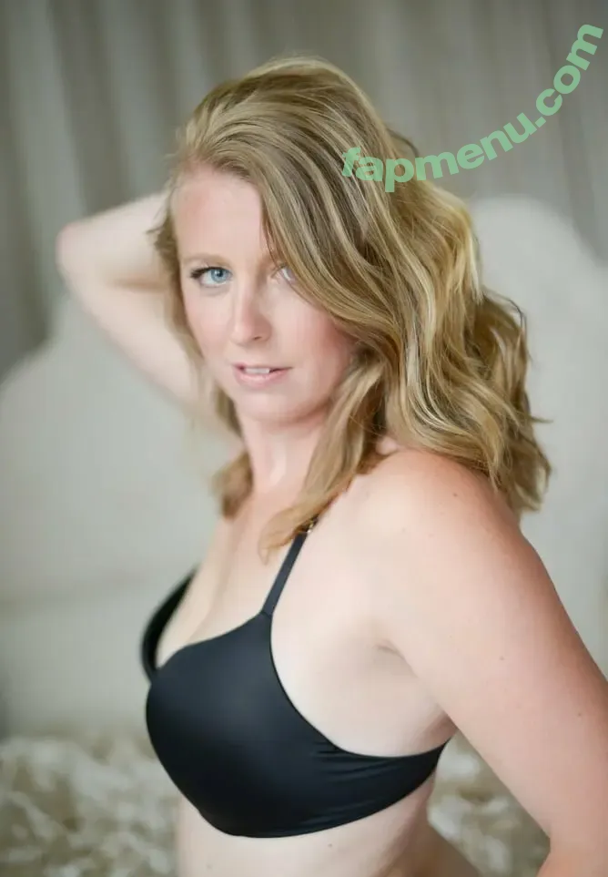 Boudoir nude photo #0695 (Boudoir)