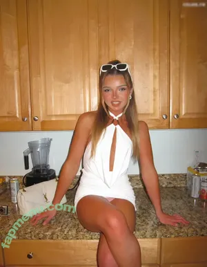 Bougie_bb / bougie.bb_ nude photo #0038