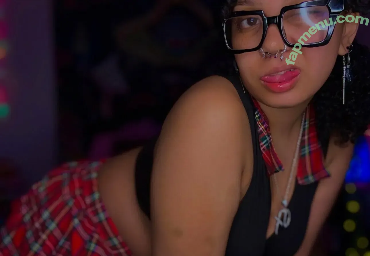 boysdroollx nude photo #0002 (boysdroollx)