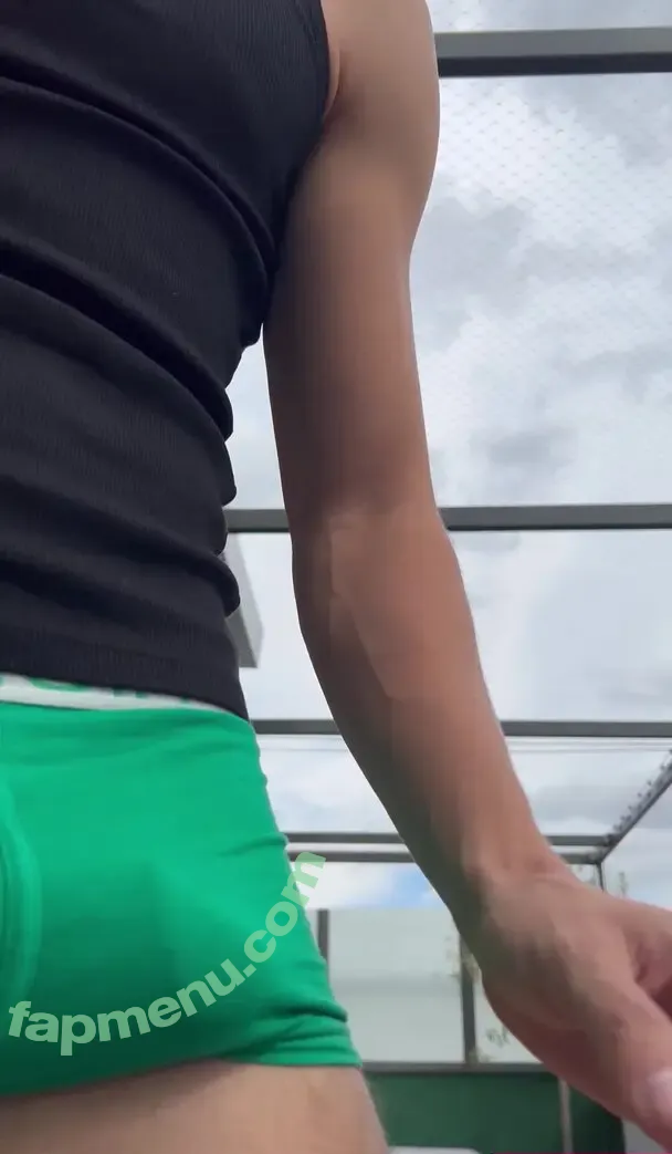 bradybud nude photo #0004 (bradybud_)