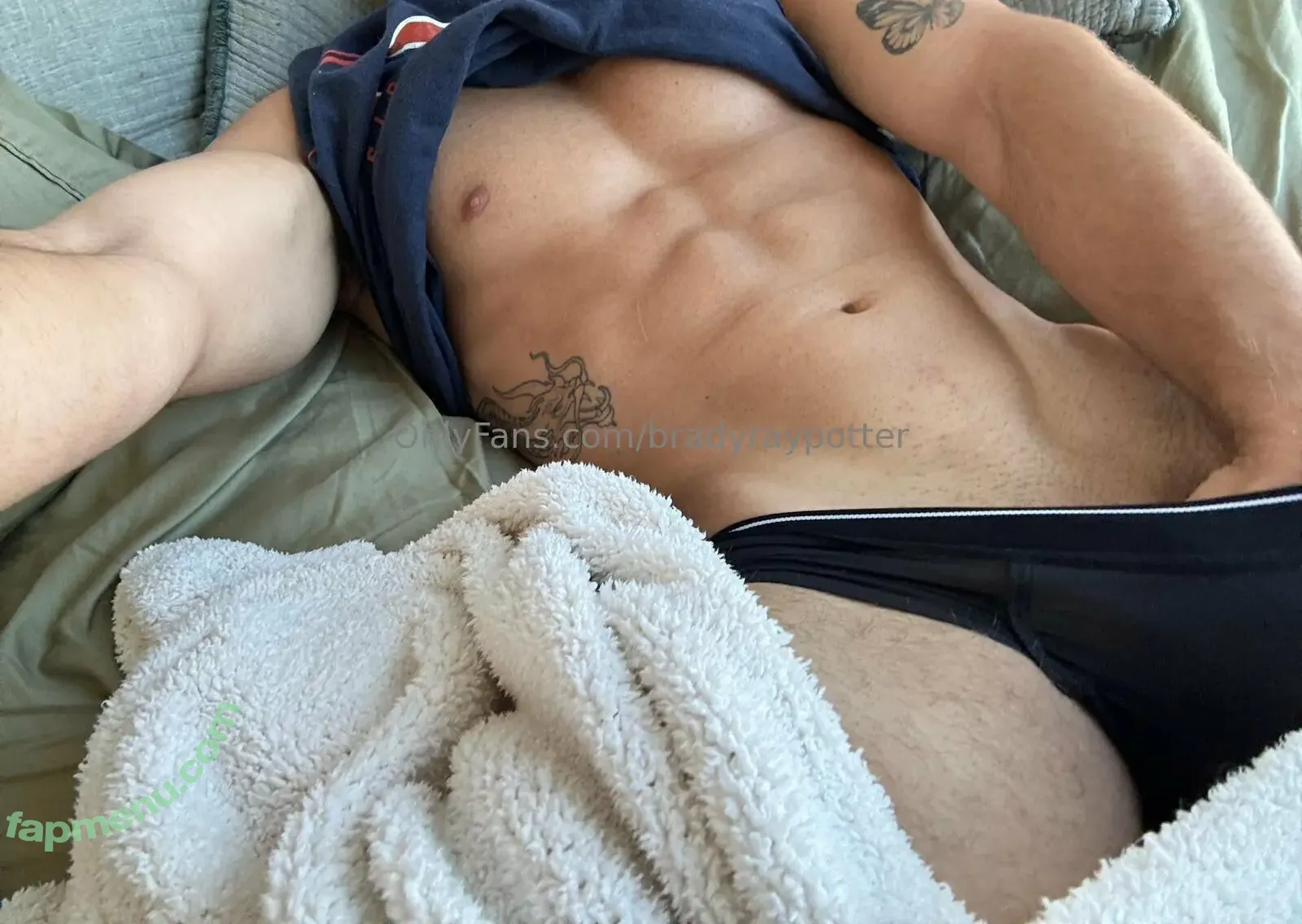 bradyraypotter nude photo #0019 (bradypotter)