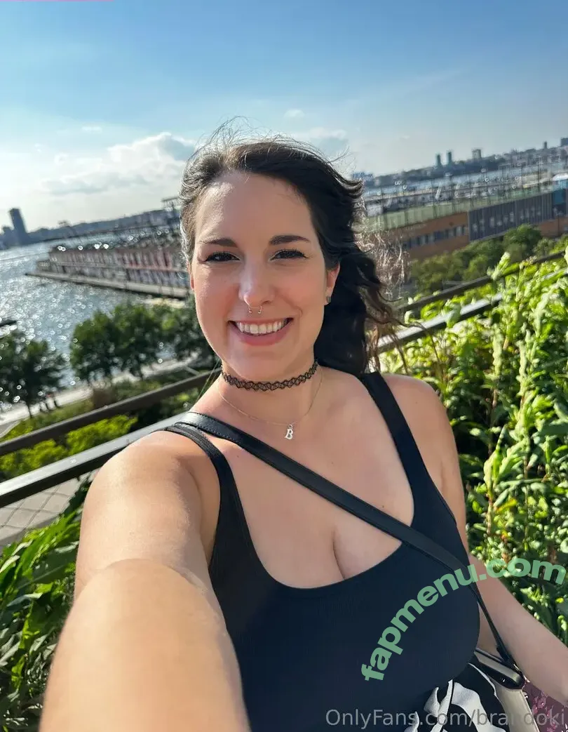 brandoki nude photo #0413 (the_absyrd)