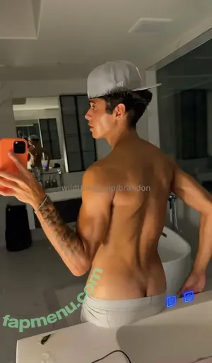  nude photo #0003
