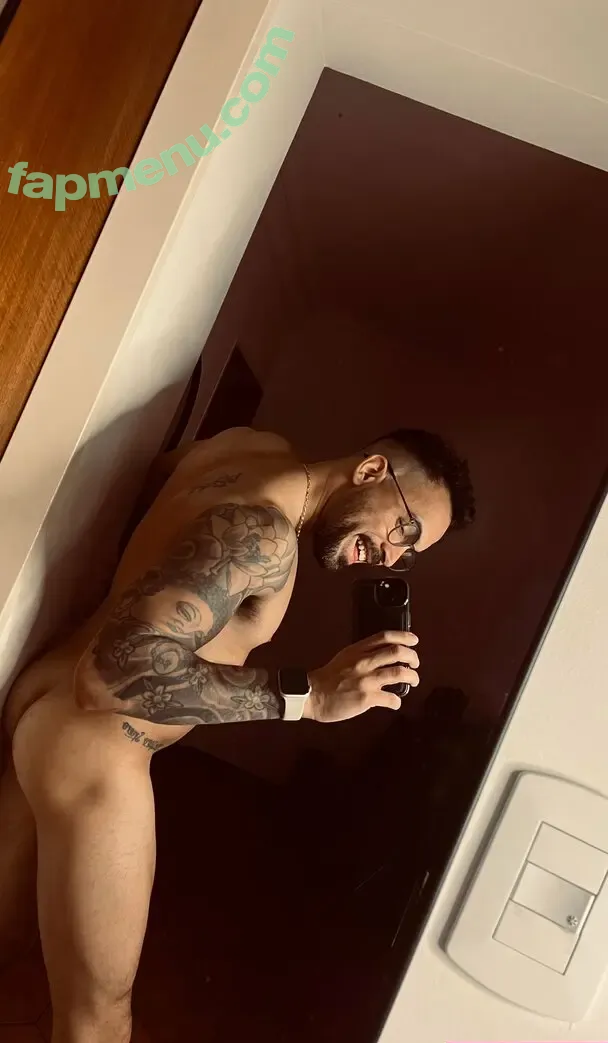 brandonmor nude photo #0015 (theassassinbaby)