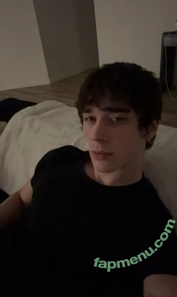 brandonrowlandx nude photo #0045 (brandonrowland)