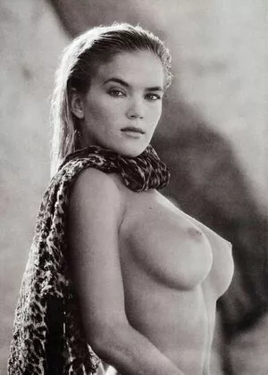 Brandy Ledford / brandyledford nude photo #0002