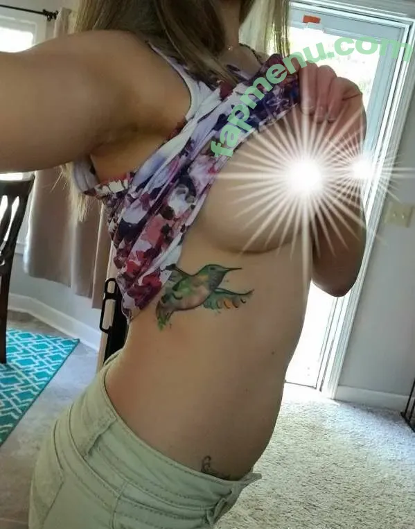 Brantley nude photo #0007 (brantleygilbert / itsbrantleyb)
