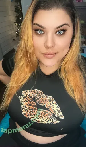 bratdollbarbiexo / vickybratdollbarbiex nude photo #0003