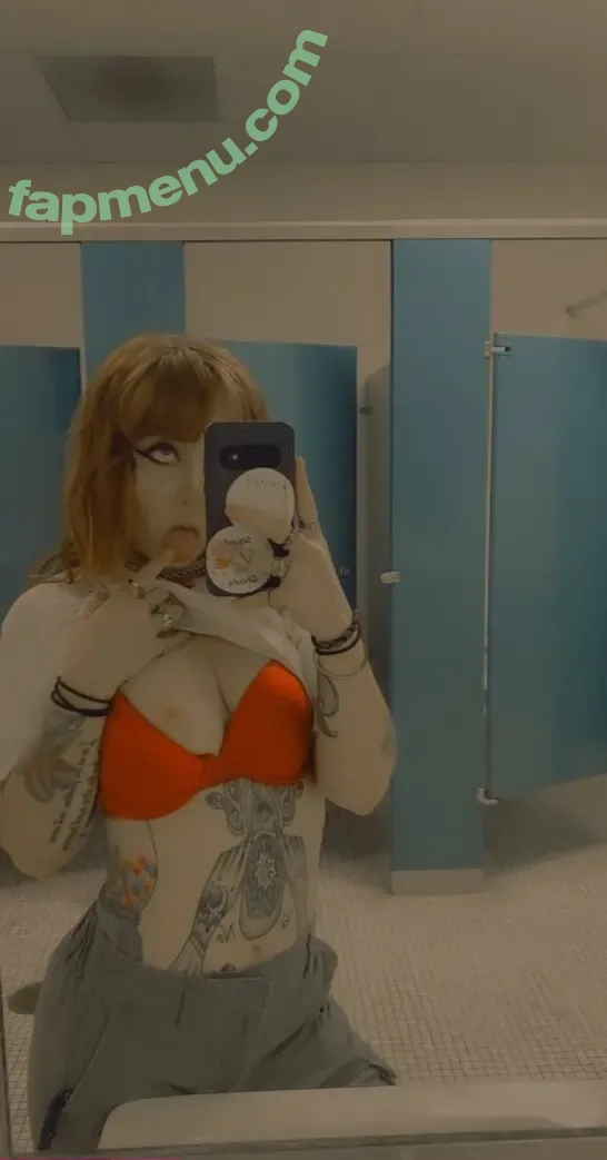 bratneyx3 nude photo #0003 (mischiefterror)