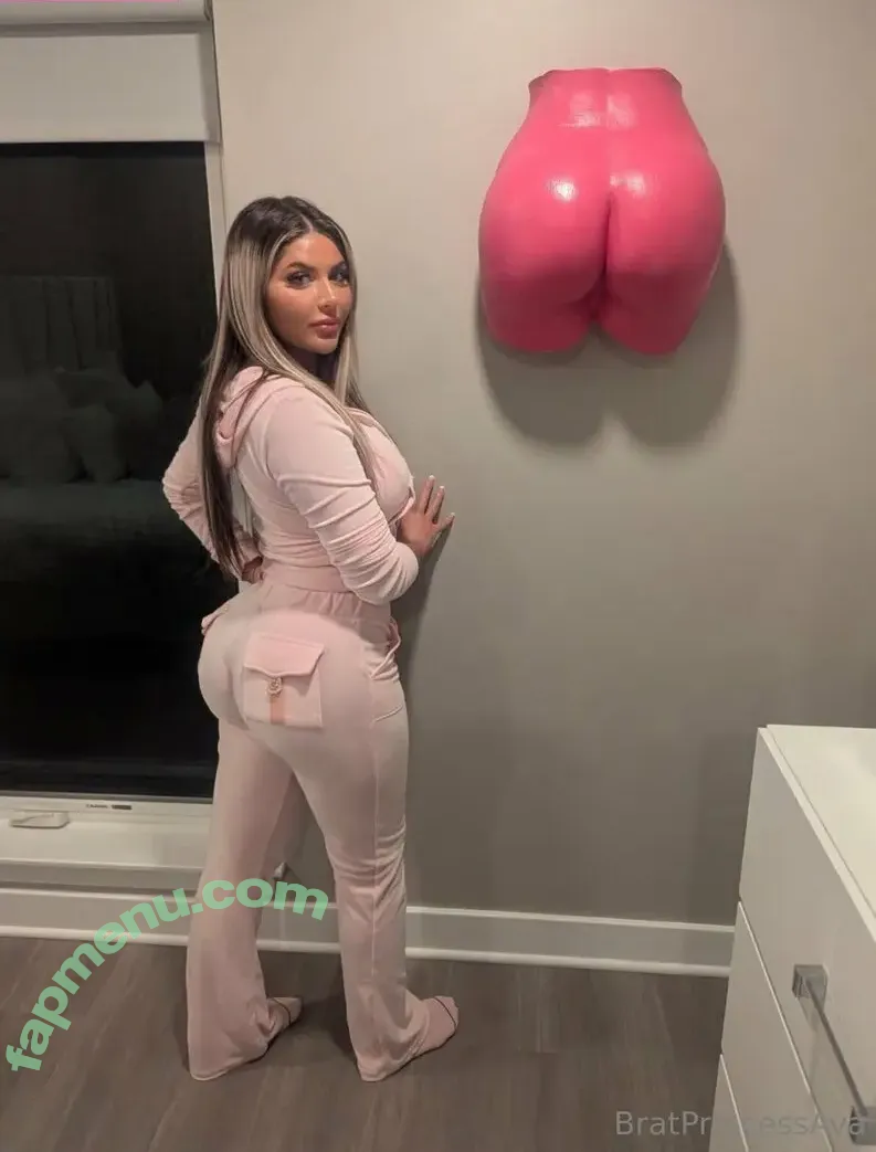 bratprincessava nude photo #0009 (giannaaarose)