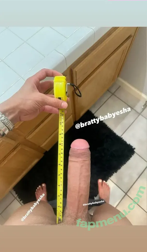 Brattybabyesha nude photo #0004 (esha2o9)