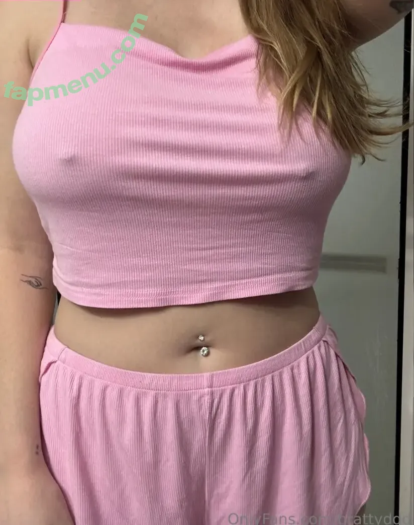 Brattyddd nude photo #0040 (brattyd)