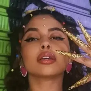 Bratzca nude photo #0007