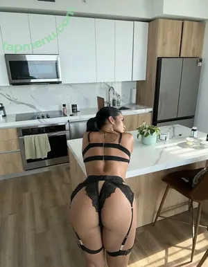 brazilianbootyqueen / bootyqueensofficial_ nude photo #0039