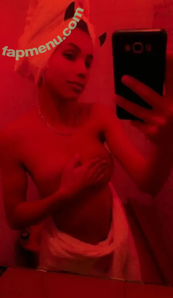 bre_licious nude photo #0002 (brelicious)
