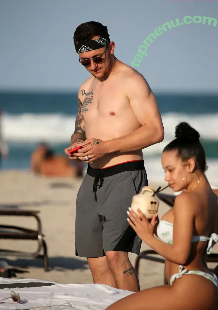 Bre Tiesi nude photo #0220 (bre_tiesi)