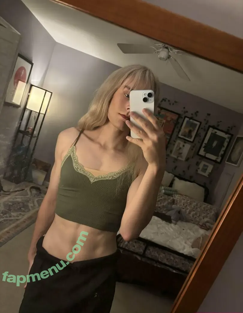 breakinglivvy nude photo #0012 (breakinglivvy)