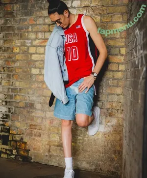 Breanna Stewart / WNBA Player / breannastewart30 nude photo #0057