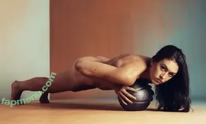 Breanna Stewart / WNBA Player / breannastewart / breannastewart30 nude photo #0061