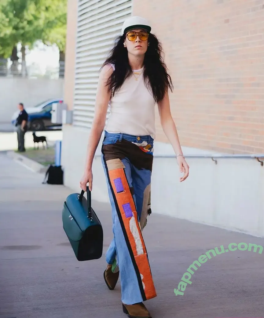 Breanna Stewart nude photo #0045 (WNBA Player / breannastewart30)