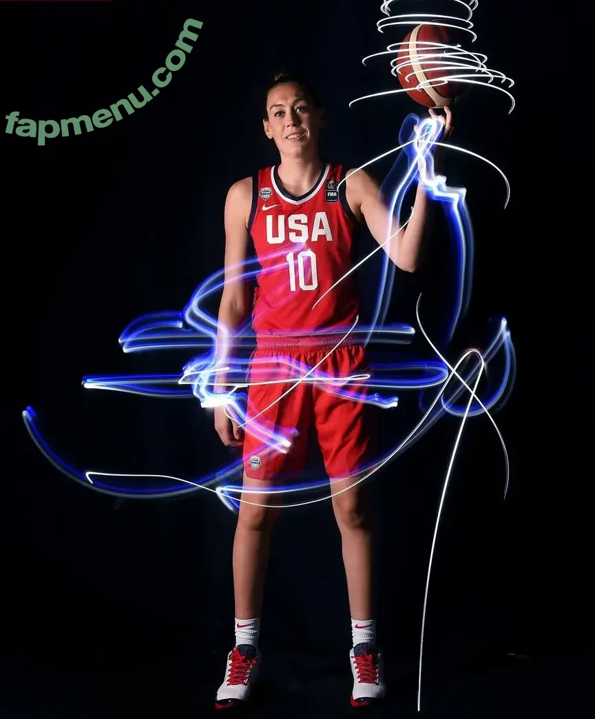 Breanna Stewart nude photo #0047 (WNBA Player / breannastewart30)