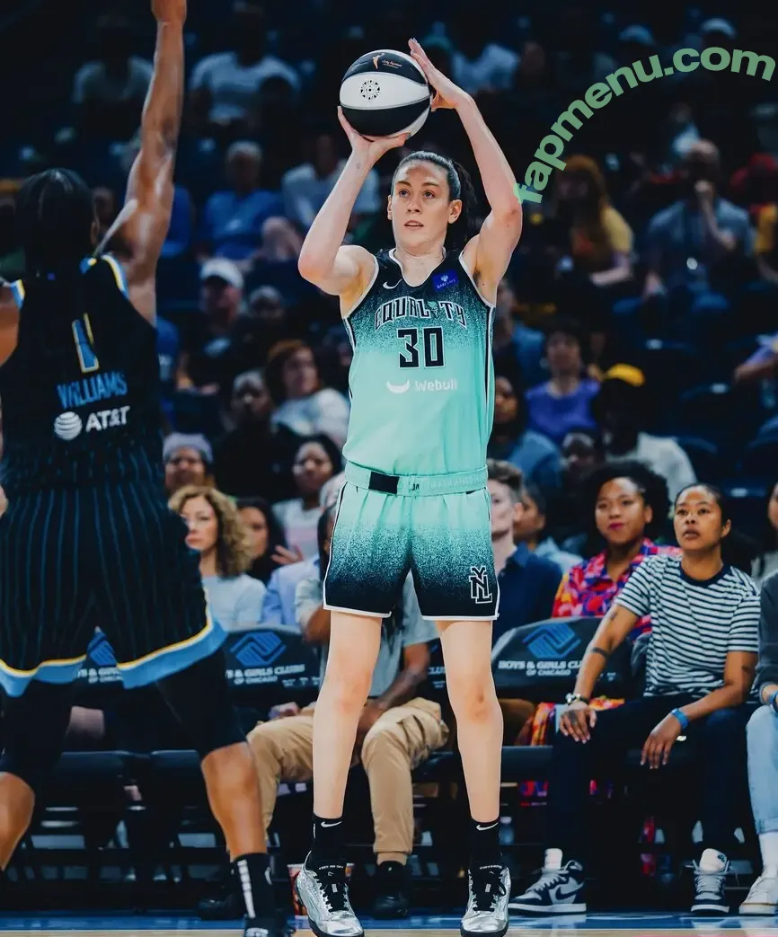 Breanna Stewart nude photo #0067 (WNBA Player / breannastewart / breannastewart30)