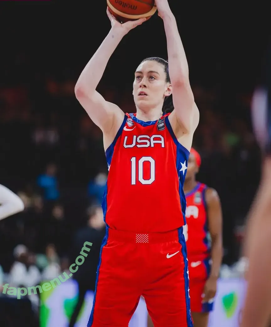 Breanna Stewart nude photo #0070 (WNBA Player / breannastewart / breannastewart30)